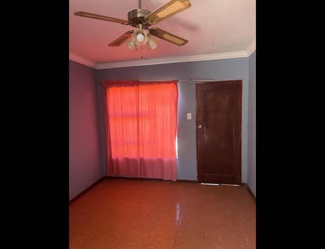 3 BEDROOM HOUSE FOR SALE IN MMABATHO 13